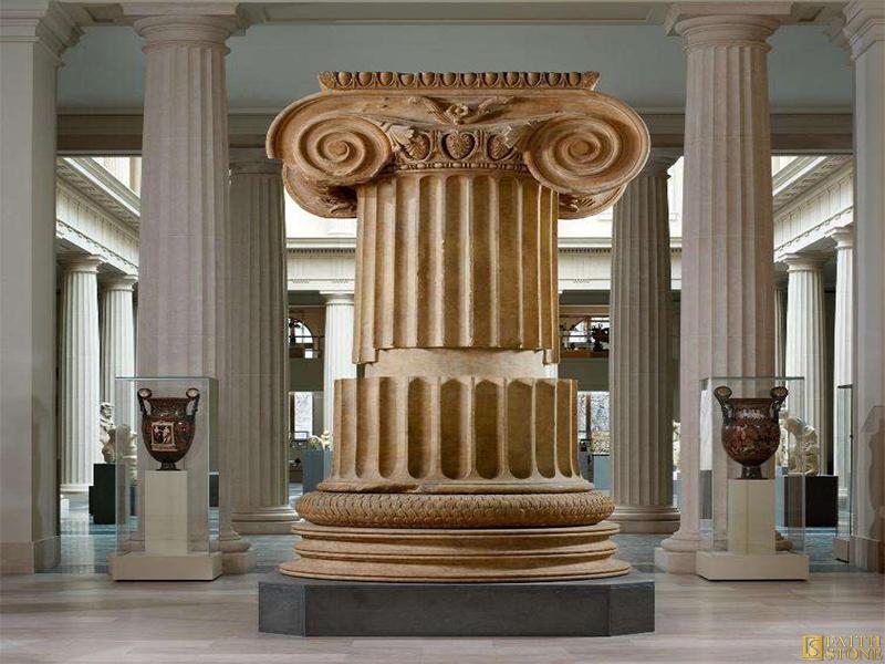 roman column